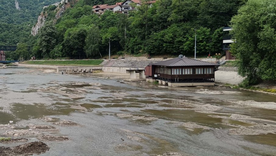 HOROR U UŽICU: Dva beživotna tela na Gradskoj plaži