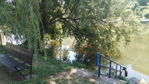 НА ОВОМ МЕСТУ СУ ПРОНАЂЕНА ДВА ТЕЛА: Обдукција ће показати време и узрок трагедије (ФОТО)