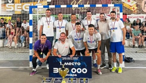 KURSADŽIJAMA TITULA ŠAMPIONA: Završen popularni futsal turnir u Drenovcu