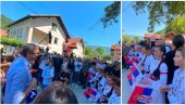ДЕЧИЈИ ОСМЕСИ И ТРОБОЈКЕ: Председник поделио дирљив снимак из Републике Српске (ВИДЕО)