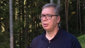 SRPSKI JEZIK NE MOŽE DA BUDE SLUŽBENI JER NE DAJU KLASTERI Vučić razbucao licemerje Crne Gore o slanju predstavnika Vlade u Knin