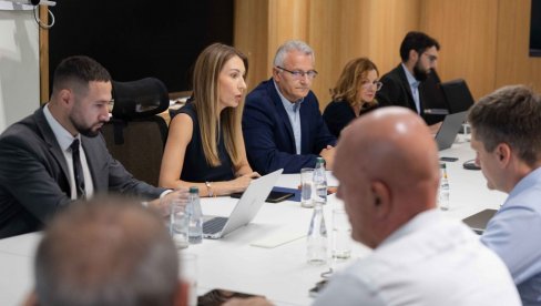 ZAŠTITIĆEMO GRAĐANE OD NAGLOG RASTA CENA: Đedović Handanović o trenutnim izazovima u snabdevanju gorivom