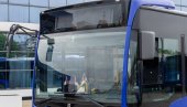 KRUŽE AUTOBUSI 25 I 26: Ekipe Vodovoda i Beograd puta raskopali ulice na Voždovcu i Zvezdari