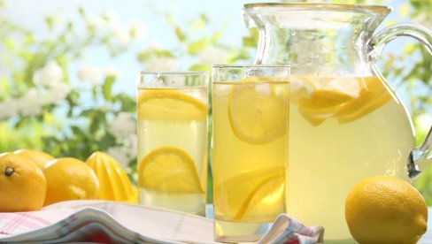 KAKO SE PRAVI BRAZILSKA LIMUNADA? Recept za napitak koji osvaja svet
