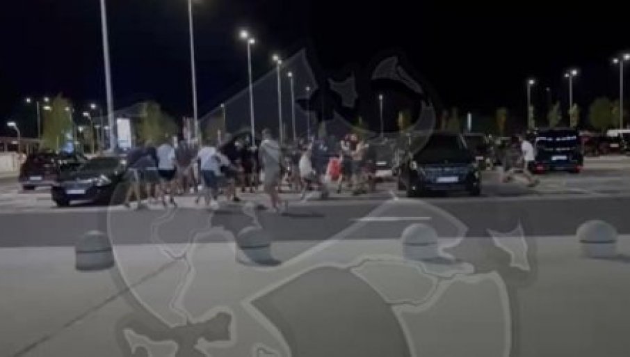 POTUKLI SE TORCIDA I BED BLU BOJS: Masovni obračun na "Franji Tuđmanu"! (VIDEO)