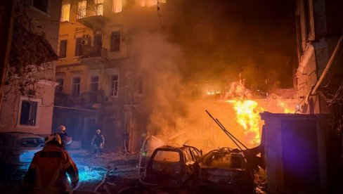 РУСКИ ОДГОВОР СТИГАО ДО ОДЕСЕ: Москва ударила балистичким ракетама и дроновима – Кијев признао последице (ФОТО)
