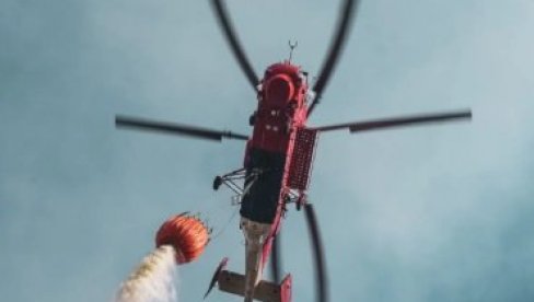 POŽAR NA STOLOVIMA JOŠ AKTIVAN: Čaušić: Angažovan i helikopter za gašenje