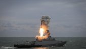 СТРАХ ЗА НАТО ФЛОТУ: Како руска ракета П-800 успева да пробије готово све системе противваздушне одбране? (ВИДЕО)