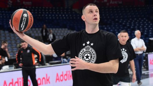 VENČANJE NAKON 13 GODINA: Oženio se slavni košarkaš
