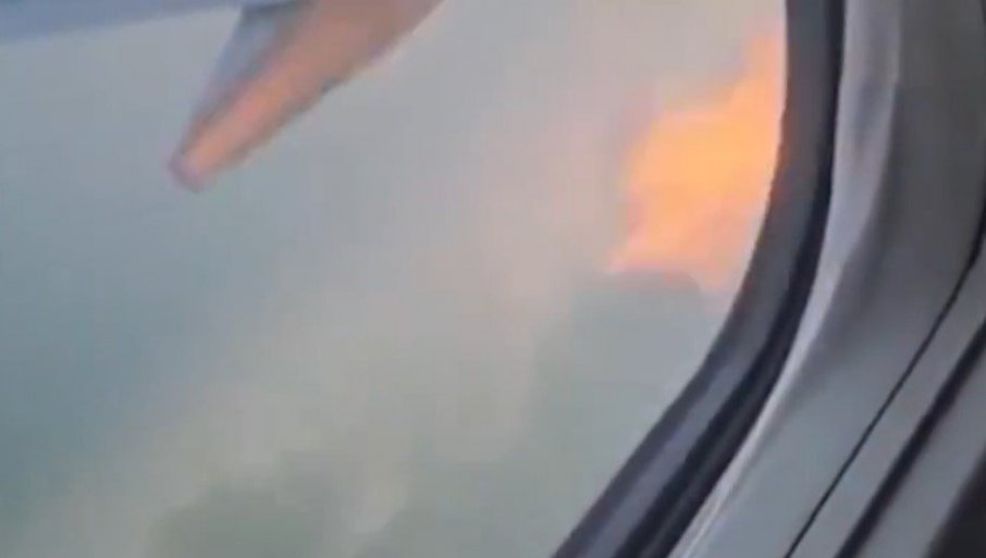 DRAMA NA NEBU IZNAD SAD: Avion pun putnika uleteo u jato ptica, zapalio se motor (VIDEO)