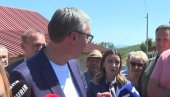 VUČIĆ HOĆE DA UDA MINISTRAKU! Adrijana, biraj, ovde ima 50 neoženjenih muškaraca