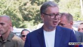 МАЛО ИМ ЈЕ ШТО СУ УБИЛИ ВАСИЛИЈА ЛАЛОВИЋА Вучић о блокадерима: Они ни не знају имена погинулих у Новом Саду, никада породице нису обишли