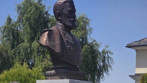 BISTA I MILOŠU MILOJEVIĆU: Ulepšana porta Manastira Svete Petke u Bijeljini 