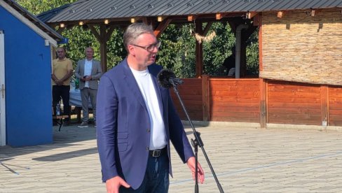MORAMO DA RADIMO VIŠE Vučić nakon dvodnevne posete jugozapadu Srbije: Problema svuda ima, deo gledamo da rešimo (VIDEO)
