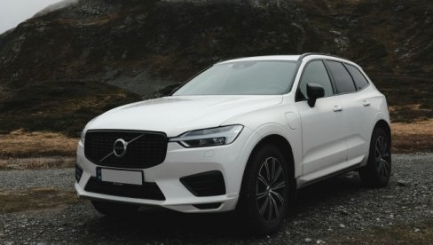ZBOG RIZIKA OD POŽARA: Vozilo marke Volvo model XC40 MY povlači se sa tržišta Srbije