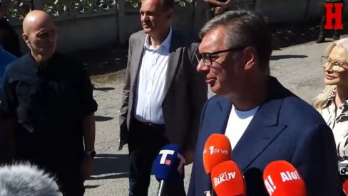 VUČIĆ O FILMU „HRONOLOGIJA LAŽI“ I TERORU BLOKADERA: Neverovatno koliko sam novih stvari saznao - ovo će ostati kao pečat istorije!