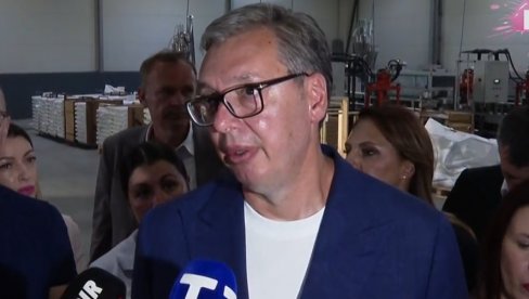 ИНВЕСТИТОРИ СУ НАЈПОТРЕБНИЈИ У МАЛИМ МЕСТИМА Вучић: Градимо и радимо као нико раније