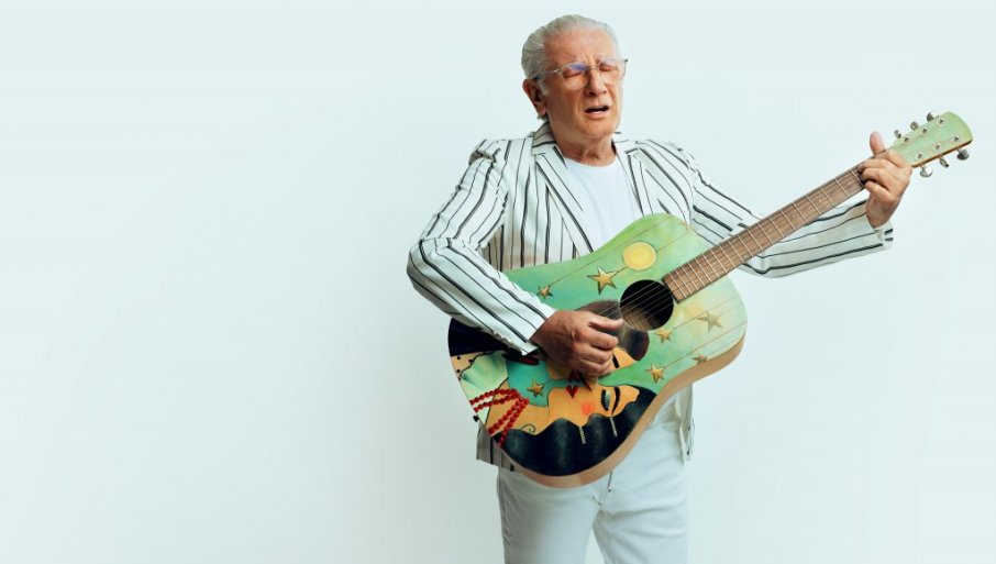 MUZIKA U SUSRET DANU ŽENA: Željko Samardžić će novosađankama pevati najveće hitove (FOTO)