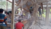 НАЈМАЊЕ 20 МРТВИХ: Забележен удар јачине 7,7 степени по Рихтеру, власти издале хитно упозорење (ФОТО/ВИДЕО)