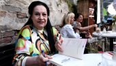 „ARISTOKRATSKO STOPALO Olivere Katarine: U vazduhu se osećao budući raspad SFRJ, armija i vrh vlasti bili su duboko podeljeni