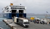 ВАЖНО ЗА ТУРИСТЕ КОЈИ ИДУ У ГРЧКУ: Јак ветар пореметио трајекте, а опасност од пожара и даље траје