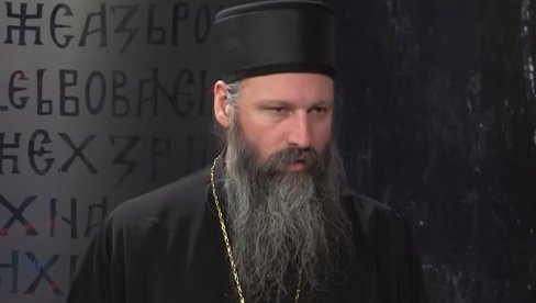 MOĆNA PORUKA SA KOSOVA I METOHIJE Vladika Ilarion i monasi došli kod porodice Rašković: Uz vas smo!