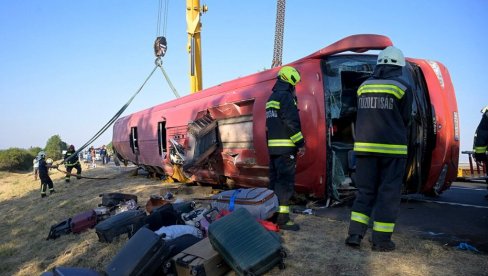 VRAĆALI SE SA HODOČAŠĆA IZ MEĐUGORJA PA POGINULI: 12 mrtvih u udesu autobusa u Mađarskoj