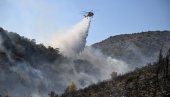 GORI U GRČKOJ: Avioni i helikopteri se bore sa vatrenom stihijom