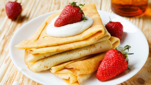 RECEPT ZA POSNE PALAČINKE: Smesu možete da napravite i bez jaja i mleka