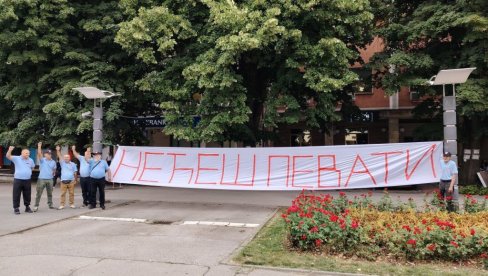 ПЕТИЦИЈА ЈЕ ГЛАС НАРОДА: Настављено прикупљање потписа против концерта Дина Мерлина у Краљеву