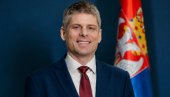 BORITE SE SVUDA PROTIV TAKVIH LIKOVA! Gujon: On se preziva Stojković, a piše protiv Srbije, mene je sramota