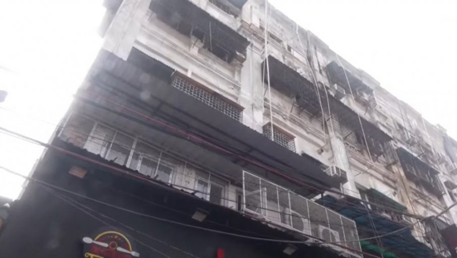 POŽAR U HOTELU: Poginulo nekoliko osoba, među njima i dete (VIDEO)