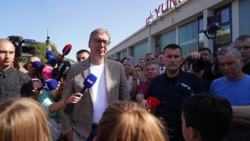 VAŽNA PORUKA VUČIĆA, JOŠ DOBRIH VESTI: Pojeftinjenjem lekova spasavamo živote, ljudi su nam najvažniji! (VIDEO)