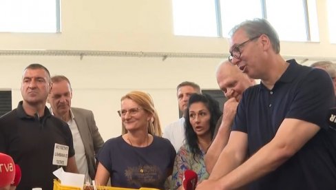DRŽAVA ĆE PRONAĆI NAČIN DA VAM DODATNO POMOGNE! Vučić u Koceljevi: Srećan sam što sam danas ovde i što vidim koliko dobro radite