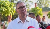 VUČIĆ O ONIMA KOJI GA NAPADAJU ZBOG POŽARA: Bolesnici su to! - Nikad nisu u timu Srbije, samo gledaju kako da se dočepaju fotelja