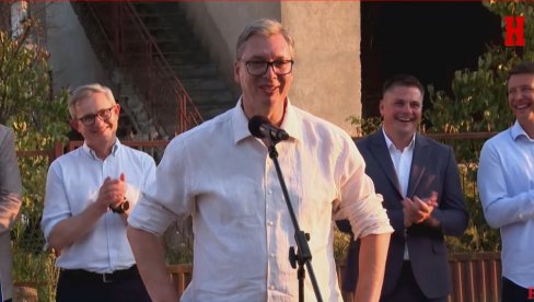 JA SAM VAS PRVI IZABRAO! Vučić u razgovoru sa bivšim nadređenim u vojsci