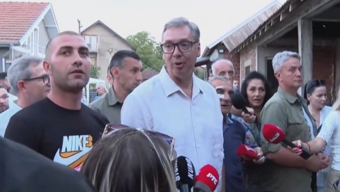 VUČIĆ U BOJNIKU: Povećanje minimalca ogromno, država preuzela deo tereta