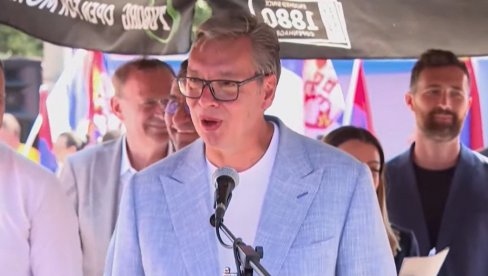 ГОДИНАМА СЕ БОРИМО! Вучић у Бујановцу: За нас је од огромног значаја да СИМПО опстане