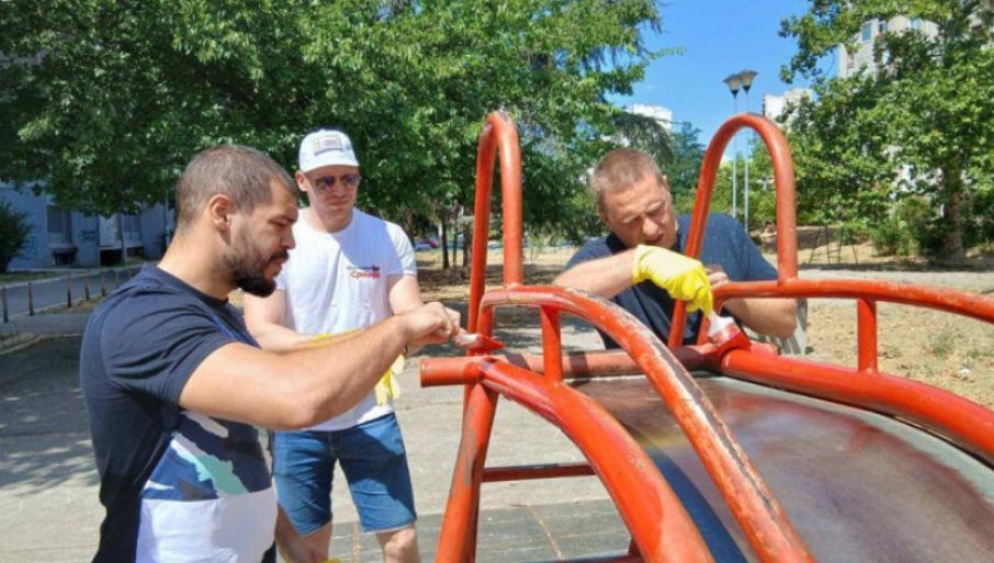 LEPIŠI PARK ZA STANARE BLOKA 61: U toku uređenje u Ulici Jurija Gagarina (FOTO)
