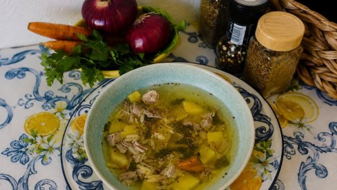 ORZO ČORBA: Jednostavna, topla i baš ukusna čorba