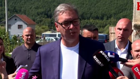 PREDSEDNIK ODGOVORIO NA PISANJE HRVATSKIH MEDIJA Što bi vladika Sergije rekao: Vučićevo raspeće znači spasenje za Srbiju