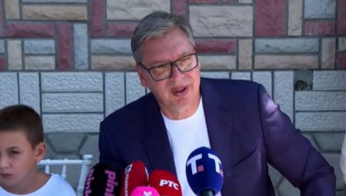 OTVARAĆEMO SEKCIJU PO SEKCIJU, DA PRIBLIŽIMO TO LJUDIMA Vučić o putu Kraljevo-Novi Pazar: U naredna 2 meseca biće potpisan okvirni sporazum