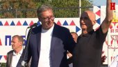 BORIO SAM SE I BORIĆU SE ZA KRALJEVO Vučić najaavio velika ulaganja u grad: Sad sam spreman i vas da čujem (VIDEO)