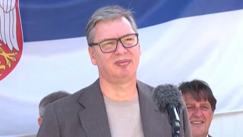 ВУЧИЋ О ПОЖАРУ И НАПАДИМА НА ВАТРОГАСЦЕ: То је толико јадно, они су најбољи синови ове земље!