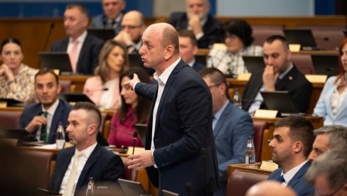 NIKO NEĆE NA ERVINA: Propao zahtev DNP za smenu Ibrahimovića, posle odluke o proslavi Oluje