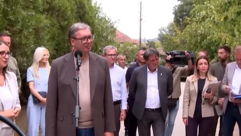 VUČIĆ U POSETI RASINSKOM OKRUGU: Obilazi  domaćinstvo porodice Vučetić (FOTO/VIDEO)