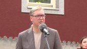 ВУЧИЋ У ПОСЕТИ ПЛОЧНИКУ: Ускоро изградња локалних путева и водовода Плочник–Појате вредног 750.000 евра