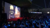 EVO KAKO JE BILO SINOĆ U NIŠU Van Dam: Hvala predsedniku Vučiću, nigde nisam doživeo ovakav doček (FOTO/VIDEO)