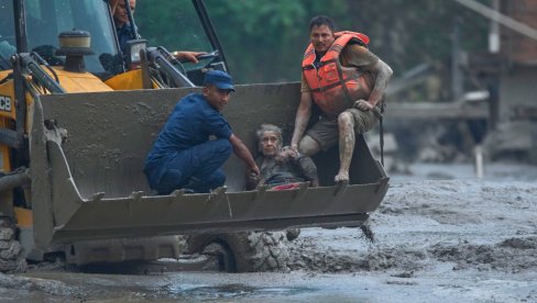 CRNE BROJKE U NEPALU: Sve više stradalih  u poplavama, ovo je nanoviji bilans (VIDEO)