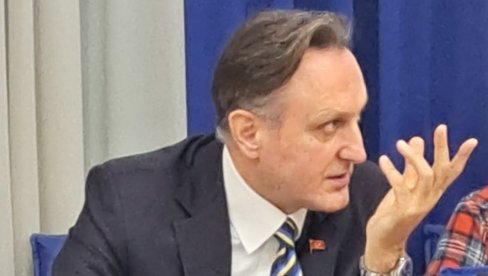 KOGA JE KRIVOKAPIĆ ZASTUPAO U ZAGREBU? Savetnik u Vladi Crne Gore na godišnjoj konferenciji hrvatskih diplomata